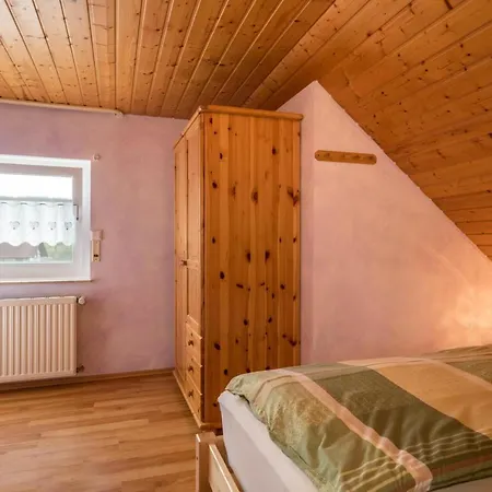 Zapfs Bauernhof Stiefmuetterchen Apartment Tettnang
