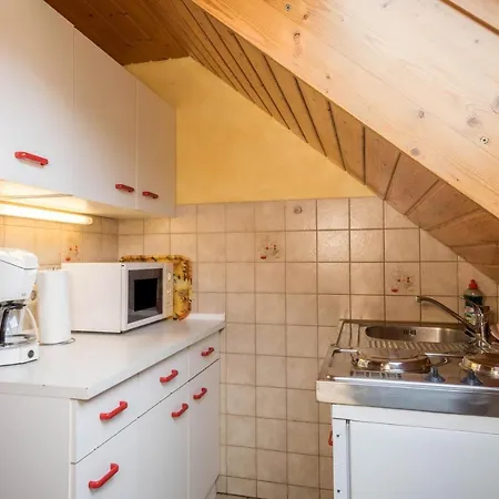 Zapfs Bauernhof Stiefmuetterchen Apartment